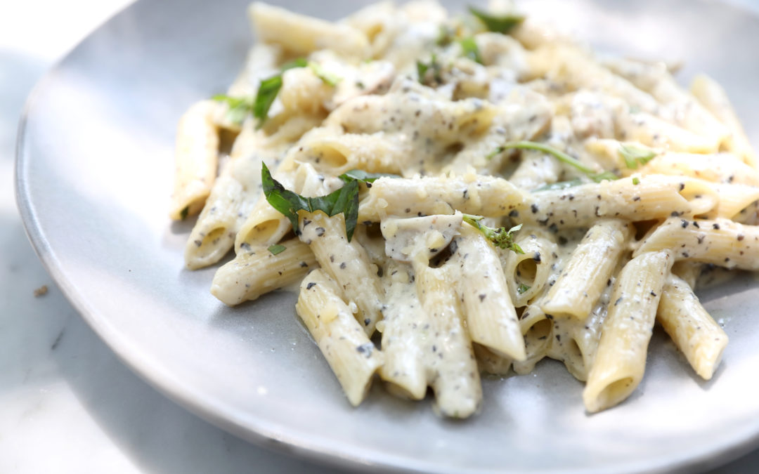 Basic Garlic Parmesan Cream Sauce
